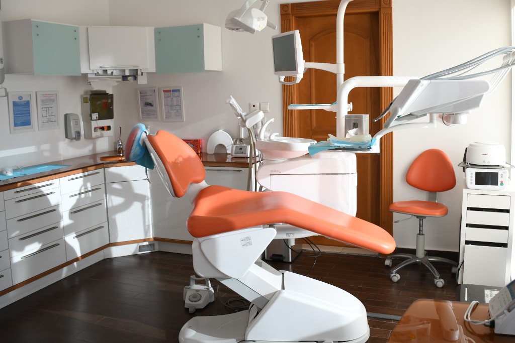 Emergency Dental Services Dental Crown