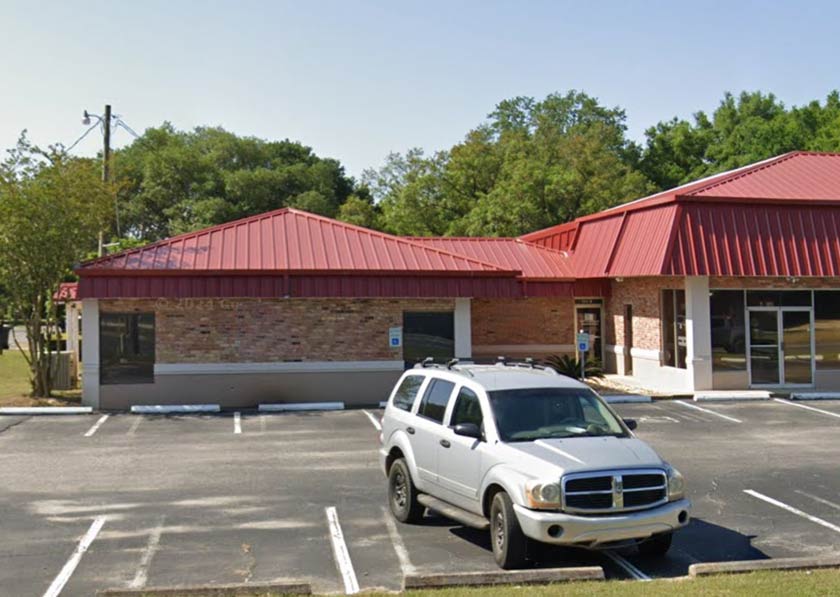 Emergency dentist office in Pensacola, FL